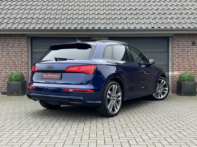 Audi SQ5 3.0 TFSI QUATTRO S 354 PK S Stoelen Pano Carbon Trekhaak Black A