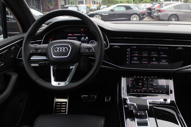 Audi SQ7 4.0 TFSI quattro 7p / Trekhaak / Panoramadak / 360 Camera / Standkachel / Head-up / Softclose / B&O / Laser LED / Carbon