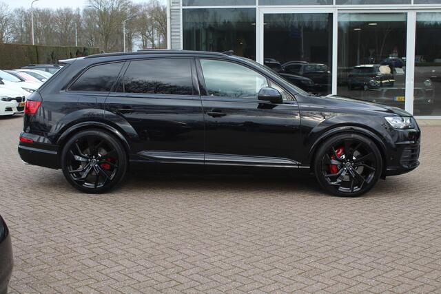 Audi SQ7 4.0 TDI quattro / Trekhaak / Panoramadak / 360Camera / Head-up / 23'' / Luchtvering / Keyless / Bose / Dodehoek / DAB / Apple CarPlay / Nachtzicht / Matrix LED / ACC / Stoelverwarming