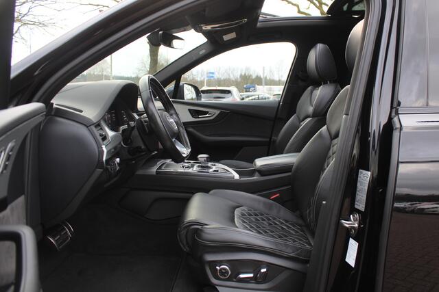 Audi SQ7 4.0 TDI quattro / Trekhaak / Panoramadak / 360Camera / Head-up / 23'' / Luchtvering / Keyless / Bose / Dodehoek / DAB / Apple CarPlay / Nachtzicht / Matrix LED / ACC / Stoelverwarming