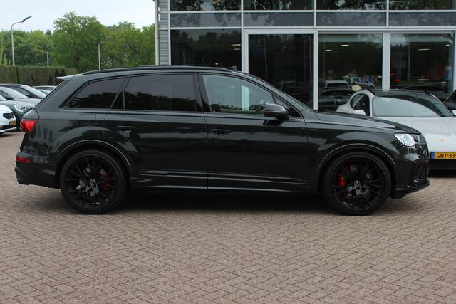 Audi SQ7 4.0 TFSI quattro 7p / Audi Exclusive / Trekhaak / Panoramadak / 360Camera / Head-up / B&O High End / Softclose / Matrix LED / Luchtvering / 22'' / RS Seats / Keyless / Standkachel / Side+Lane Assist / DAB / ACC