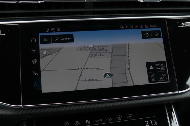 Audi SQ8 4.0Tfsi 507Pk Aut. | Quattro | S-Line | Spoiler pakket | Head Up Display | 360° Camera | Luchtvering | Panoramadak | 23'' WheelForce