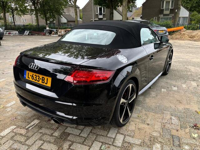 Audi TT 1.8 TFSI DSG S Line,RS seats,Leder,Navigatie,BenO,Ledkoplampen