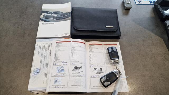 Audi TT 1.8 TFSI Pro S Line, Navigatie, Stoelverwarming
