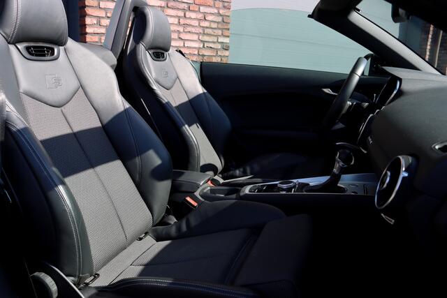 Audi TT Roadster 45 TFSI Quattro Pro Line S Competition Aut7 | Virtual Cockpit Plus | Bang&Olufsen | Windscherm | Nekverwarming | Ambienteverlichting | Advanced Key | MMI Navigation Plus | Stoelverwarming |