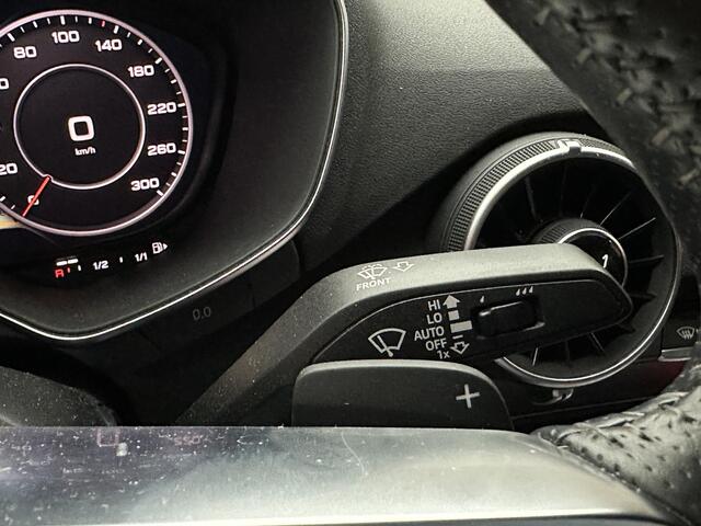 Audi TT 1.8 TFSI Pro Line S Stoelverwarming | Camera | Digitaal dashboard