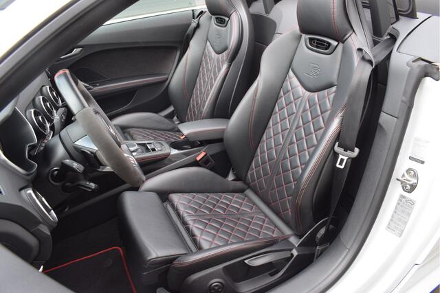 Audi TTS Roadster 2.0 TFSI Quattro Competition | RS stoelen | B&O | Keyless | Camera | 20" TTRS