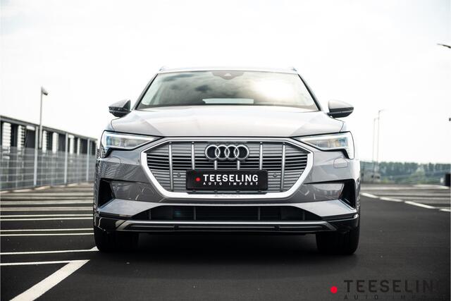 Audi e-tron 50 quattro Business edition 71 kWh | Luchtvering | Apple Carplay