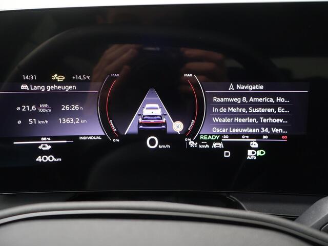 Audi e-tron Q6 First edition 100 kWh quattro Keyless Entry | Dodehoek assistent | 360 graden camera | Lederen bekleding | Elektrisch verstelbare stoelen met geheugen bestuurdersstoel | Stoelverwarming voor en achter | Privacy Glass
