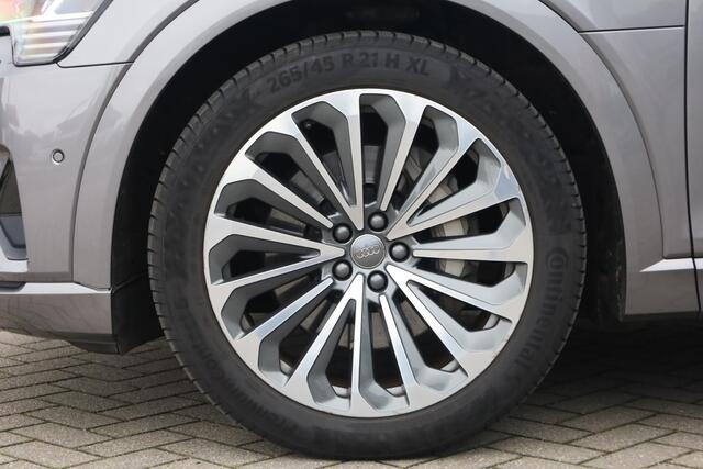 Audi e-tron e-tron 50 quattro Launch edition plus 71 kWh 313PK / 230kW, Panoramadak, 20" LMV, trekhaak, zwart lederen bekleding, luchtvering, elektrische stoelverstelling met geheugen, elektrische achterklep, NL auto dealeronderhouden, privacy glas, LED verlichting, 