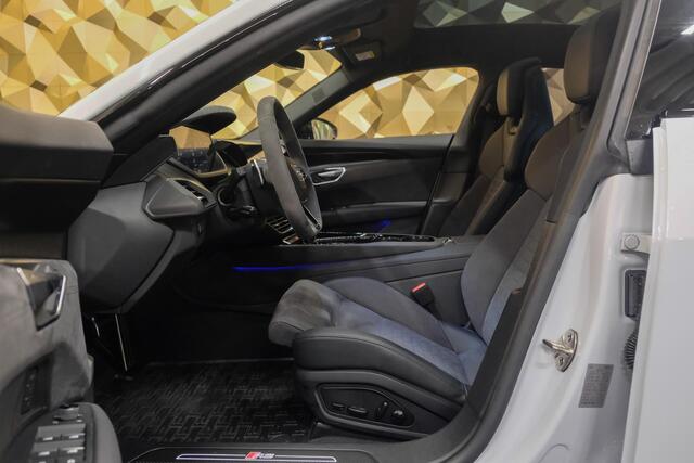 Audi e-tron GT RS 600pk 93 kWh Panoramadak *INCL BTW* Bang&Olufsen 4-wielsturing Luchtvering Head-up NLauto