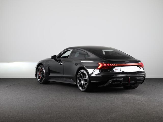 Audi e-tron GT RS e-tron GT Performance Performance 550kW/748pk 1 Audi e-tron GT RS e-tron GT Performance active airsuspension, keramische remmen rood, vierwielbesturing, assistentiepakket Plus, optiekpakket mat carbon, stoelventillatie en massage