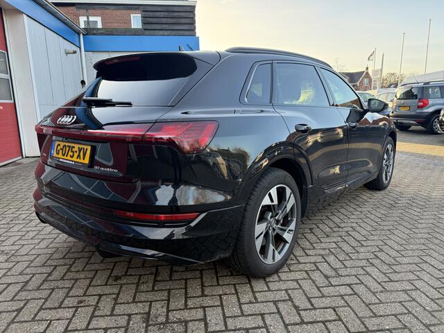 Audi e-tron E-tron | 50 | quattro | Launch edition | Black | 71 kWh