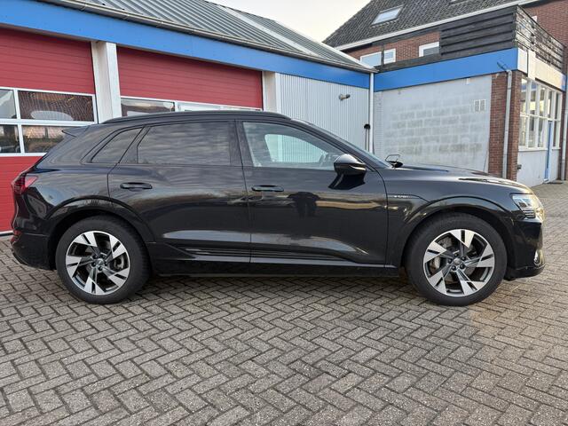 Audi e-tron E-tron | 50 | quattro | Launch edition | Black | 71 kWh