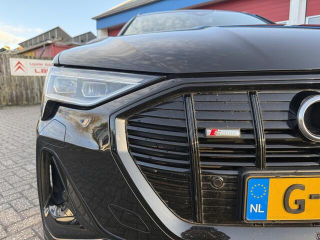 Audi e-tron E-tron | 50 | quattro | Launch edition | Black | 71 kWh