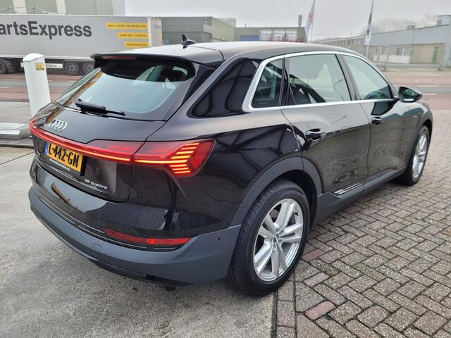 Audi e-tron e-tron 55 quattro advanced 95 kWh