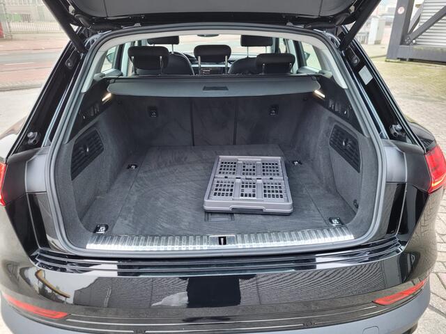 Audi e-tron e-tron 55 quattro advanced 95 kWh