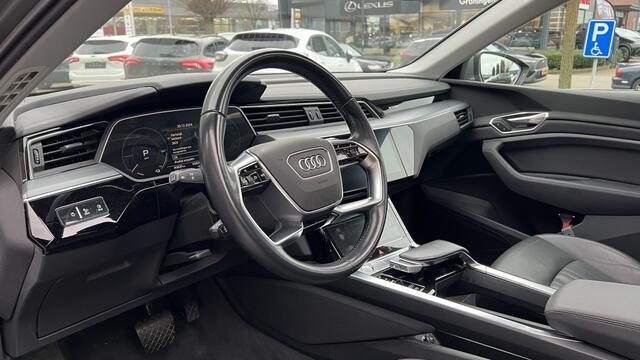 Audi e-tron e-tron 50 quattro | Leer | Pano | Navi