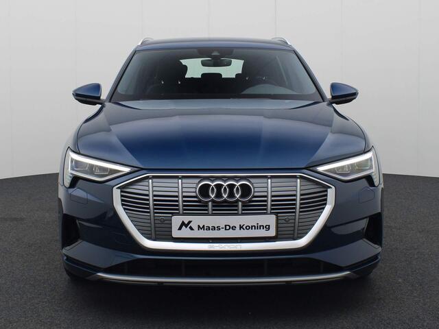 Audi e-tron 55 quattro Advanced 300kW/408PK 95 kWh · Drive select · Luchtvering · Parkeersensoren + camera