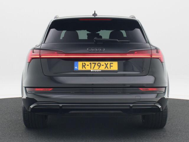 Audi e-tron S quattro 95 kWh 503 Pk S-Line | LED | Parkeersensoren | Elektrische Achterklep | Elektrisch Stoelen | Stoel Verwarming | Panoramadak | Adaptive Cruise | Carplay | Navigatiesysteem | DAB | 21 Inch