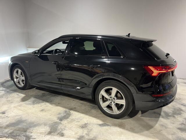 Audi e-tron Audi e-tron 55 Quattro Audi e-tron 55 Quattro| FULL-LED | NAVI-FULLMAP | KEYLESS | Half leer/alcantara | AIR-SUSPENSION | CRUISE | DIGI-COCKPIT | MEMORY-PACK | SHIFT-PADDLES |