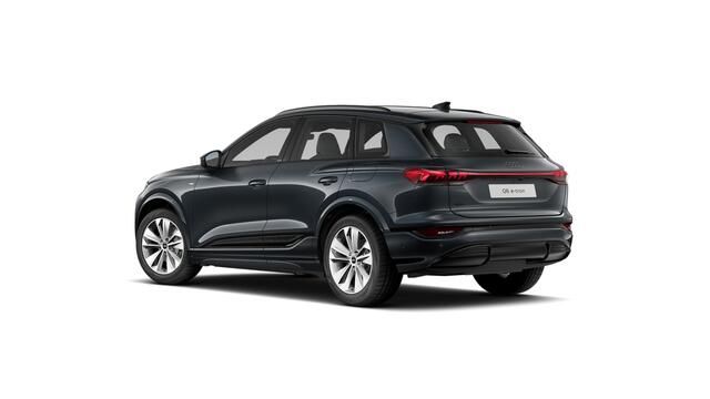 Audi e-tron Q6 performance 306 1AT S Edition Automaat | Exterieurpakket zwart | S line-interieur met sportstoelen en zwarte stoffen-kunstlederen bekleding