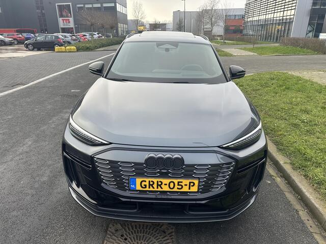 Audi e-tron Q6 SQ6 SQ6 100 kWh Pano, Matrix, HUD