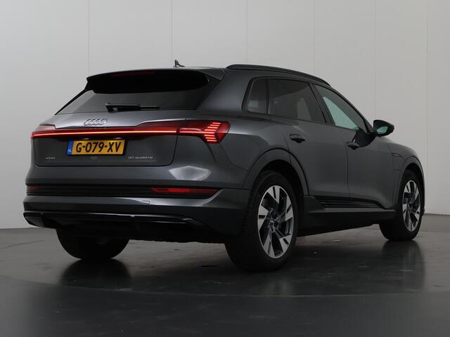 Audi e-tron e-tron 50 quattro Launch edition Black 71 kWh | Panoramadak | Climate Control | Cruise Control Adaptief | Leder | Stoelverwarming | Carplay |