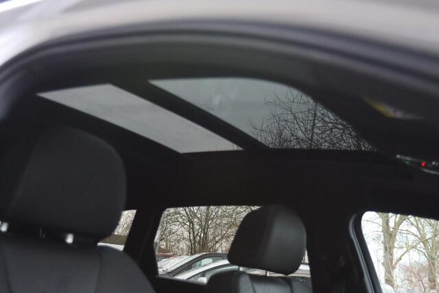 Audi e-tron 50 QUATTRO S-LINE LAUNCH EDITION BLACK | PANO | ORIG NL | AD. CRUISE | MEMORY | CARPLAY | VIRT. COCKPIT