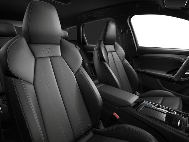 Audi e-tron Q6 Launch edition performance 306 PK Panoramadak - Trekhaak - Tech pro