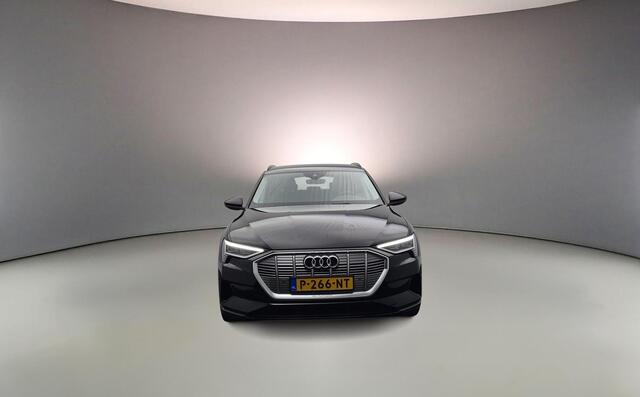 Audi e-tron 55 408pk quattro edition 95 kWh | Virtual Cockpit | Luchtvering | MMI Nav. Plus | Parkeerhulp plus | Cruise control |