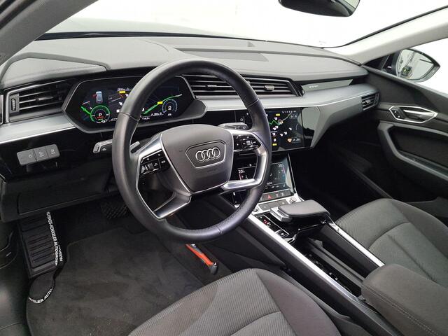 Audi e-tron 55 408pk quattro edition 95 kWh | Virtual Cockpit | Luchtvering | MMI Nav. Plus | Parkeerhulp plus | Cruise control |