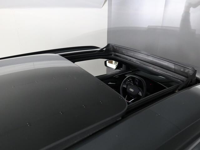 Audi e-tron Q6 First Edition 100 kWh 388 pk | Private lease vanaf ¤ 1749,- pm | Verlengde garantie | Navigatie | Panoramadak | Luchtvering | Bang & Olufsen Audio | 21" Lichtmetalen velgen |