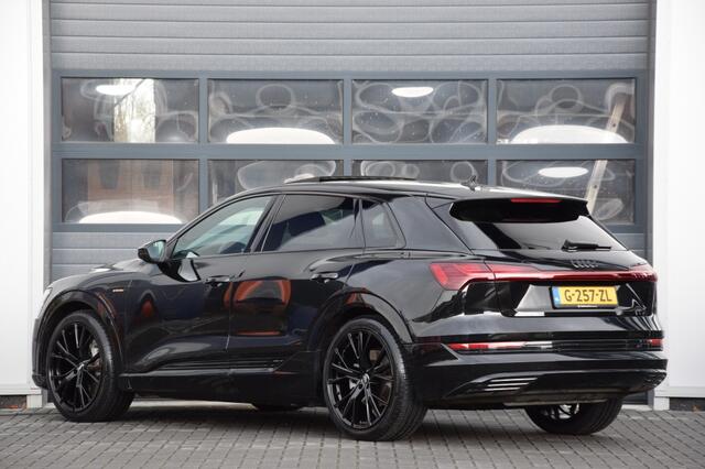 Audi e-tron e-tron 55 quattro S-Line | 360pk | Panoramadak | Matrix Led |