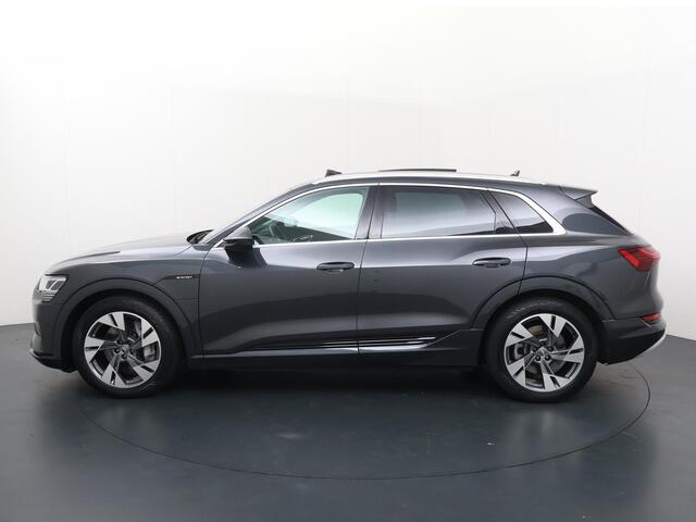 Audi e-tron e-tron 50 quattro Launch edition plus 71 kWh | 313 PK | Panoramadak | Cruise Control adaptief | Lichtmetalen velgen velgen 20" |