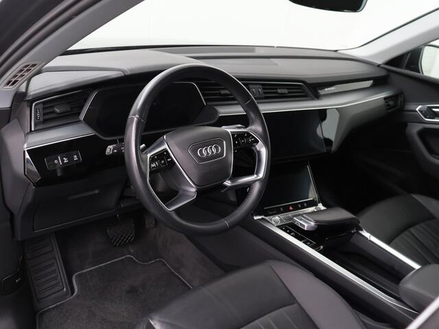 Audi e-tron e-tron 50 quattro Launch edition plus 71 kWh | 313 PK | Panoramadak | Cruise Control adaptief | Lichtmetalen velgen velgen 20" |