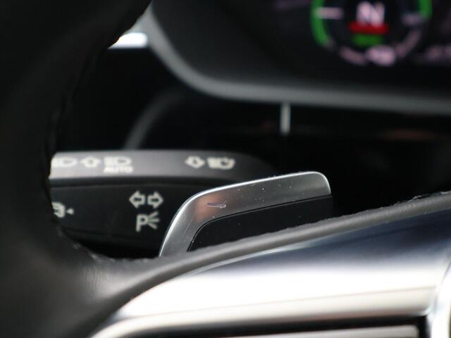 Audi e-tron 55 quattro edition 95 kWh | 408 PK | Interieur voorverwarmingsinstalatie | El. achterklep | Apple CarPlay / Android Auto |