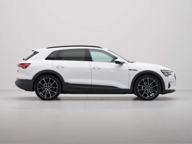 Audi e-tron 50 quattro edition 71 kWh Navigatie Alcantara Side Assist 22'' Lm Velgen 60