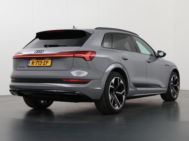 Audi e-tron S quattro 95 kWh | Luchtvering | Adaptieve Cruise Control | Lederen Interieur | Matrix LED | Panoramadak | Ele.verstelbare zetels + geheugen | Live CockPit | Camera | B&o Audio | 21" lichtmetalen velgen | HUD |