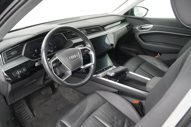 Audi e-tron BWJ 2019 e-tron 50 quattro 313 PK Launch edition plus 71 kWh AUTOMAAT / TREKHAAK / FULL LED / STOELVERW. / SCHUIF PANODAK / LEDER / ELEKTR STOELEN / NAVI / CLIMA / CRUISE / PDC / LMV