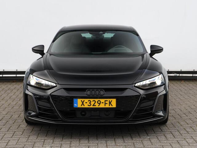 Audi e-tron GT 476pk | 95Kwh | Vierwielbesturing | Luchtvering | Concaver 22" Exclusive wielen | Panoramadak | B&O