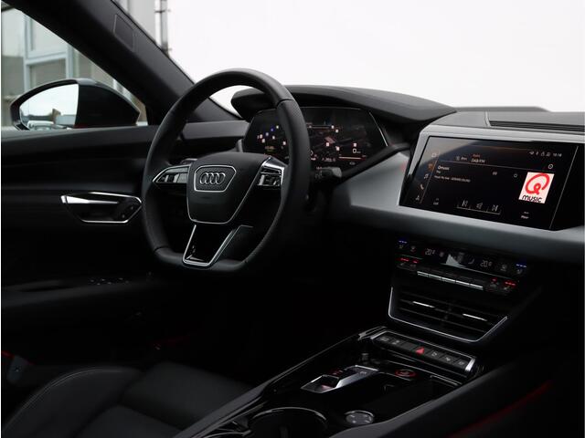 Audi e-tron GT 476pk | 95Kwh | Vierwielbesturing | Luchtvering | Concaver 22" Exclusive wielen | Panoramadak | B&O