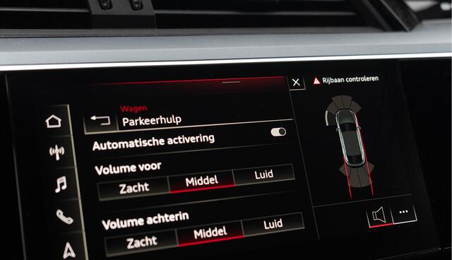 Audi e-tron Sportback 50 Quattro / Standkachel/ Luchtvering/ Adaptive Cruise Control/ Trekhaak/ Panoramadak/ 230kW (313PK)