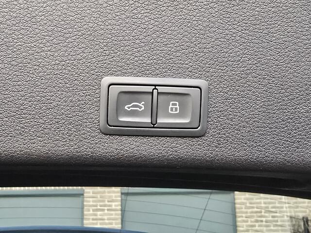 Audi e-tron e-tron 55 quattro advanced Pro Line Plus 95 kWh PANO VIRTUAL HUD ADAPTIVE CC B&O STOELVERWARMING KEYLESS ENTRY 360 PK !!