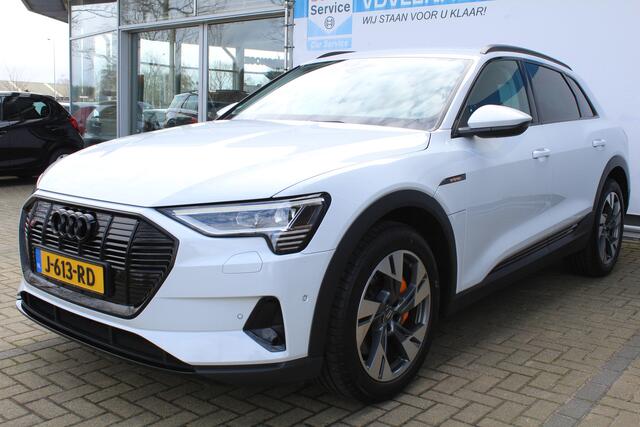 Audi e-tron 50 quattro edition 71 kWh | Incl. 12 maanden Garantie | Achteruitrijcamera | Luchtvering | Adaptive cruise controle | Stoelverwarming | Climate contorle | Navigatie | Elektrische kofferklep | Half Leder/Alcantara | Standkachel | Apple CarPlay/Android Auto