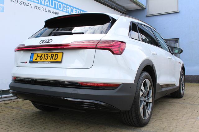 Audi e-tron 50 quattro edition 71 kWh | Incl. 12 maanden Garantie | Achteruitrijcamera | Luchtvering | Adaptive cruise controle | Stoelverwarming | Climate contorle | Navigatie | Elektrische kofferklep | Half Leder/Alcantara | Standkachel | Apple CarPlay/Android Auto