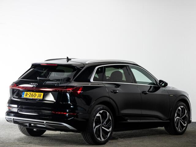 Audi e-tron S-Line 55 quattro 95 kWh 408pk | Elektr. voorstoelen | Bang & Olufson | Trekhaak | Camera | Adaptieve Cruise | Elektr. kofferbak |