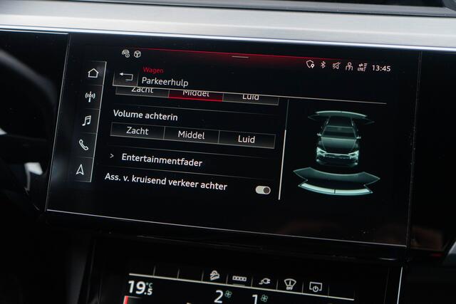 Audi e-tron S Quattro 371kW / Luchtvering/ Standkachel/ Head-Up Display/ Trekhaak/ Panoramadak/ 371kW (504PK)
