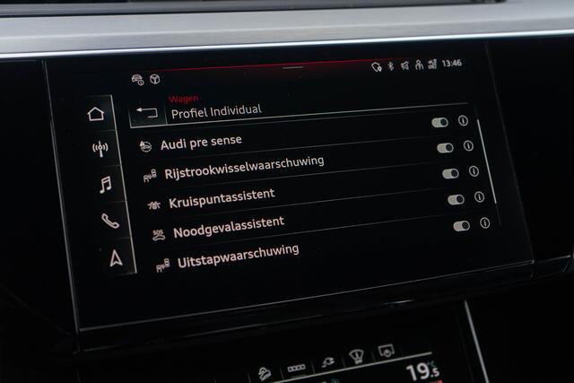 Audi e-tron S Quattro 371kW / Luchtvering/ Standkachel/ Head-Up Display/ Trekhaak/ Panoramadak/ 371kW (504PK)