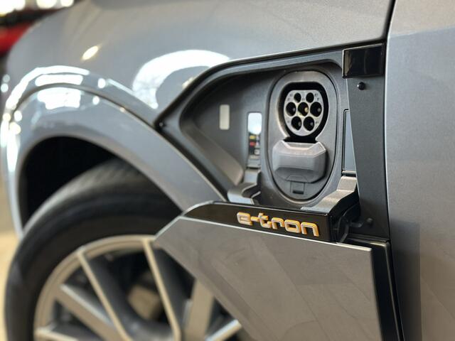 Audi e-tron 55 quattro advanced Pro Line 95 kWh S Line | Matrix LED | Virtual | Panorama | B&O | Luchtvering | Trekhaak | Camera | Adaptive Cruise | Navigatie | Isofix |